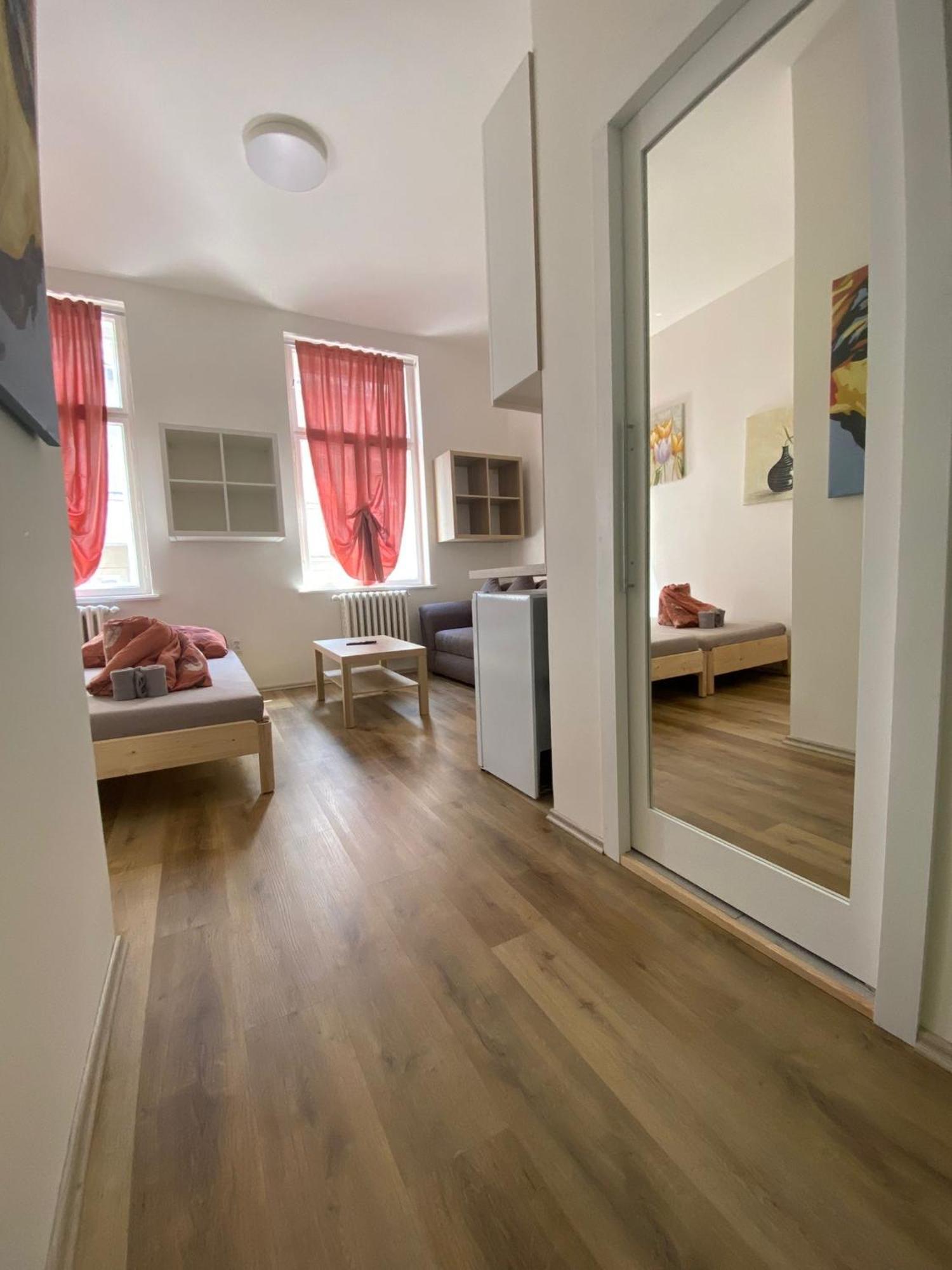 Garsoniera Ostrava City Centr, Na Hradbach 118 מראה חיצוני תמונה